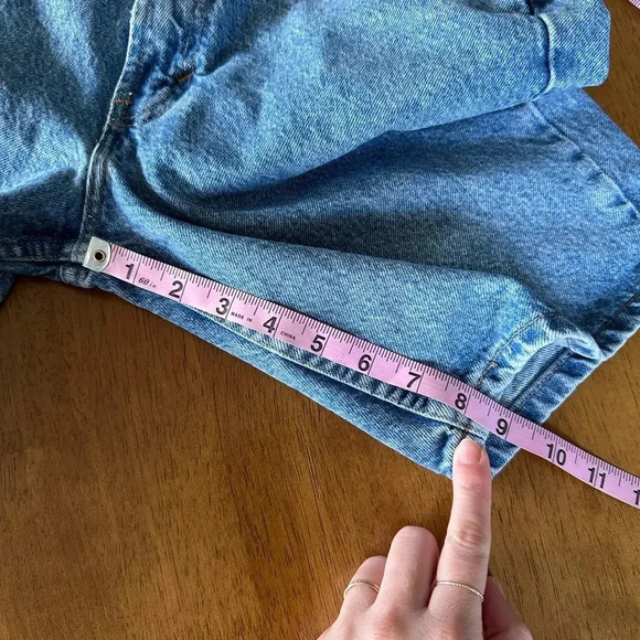 Vintage Gap Easy Fit Jean Shorts - Picture 7 of 9